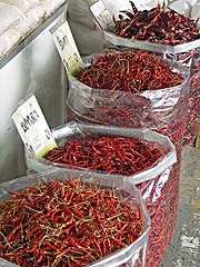 Chillies in bulk at Aw Taw Kaw Market (2005)