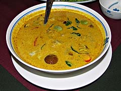 Duck in yellow curry